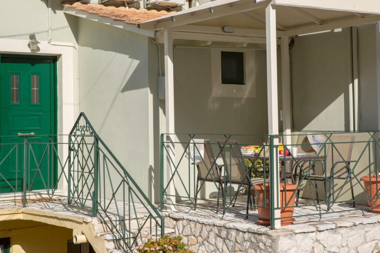 Dimitras Home วาซีลีกี ภายนอก รูปภาพ